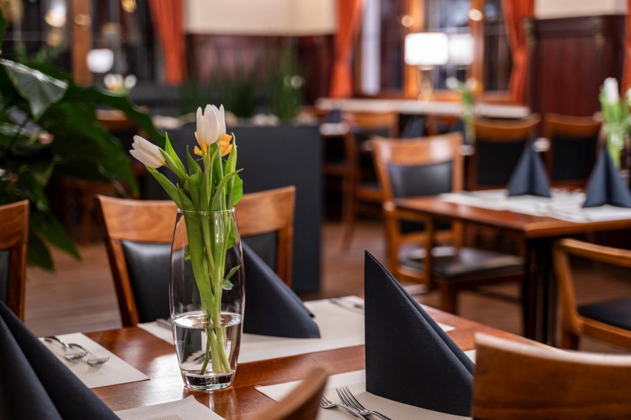 Hotel Hagnauer Hof ภายนอก รูปภาพ