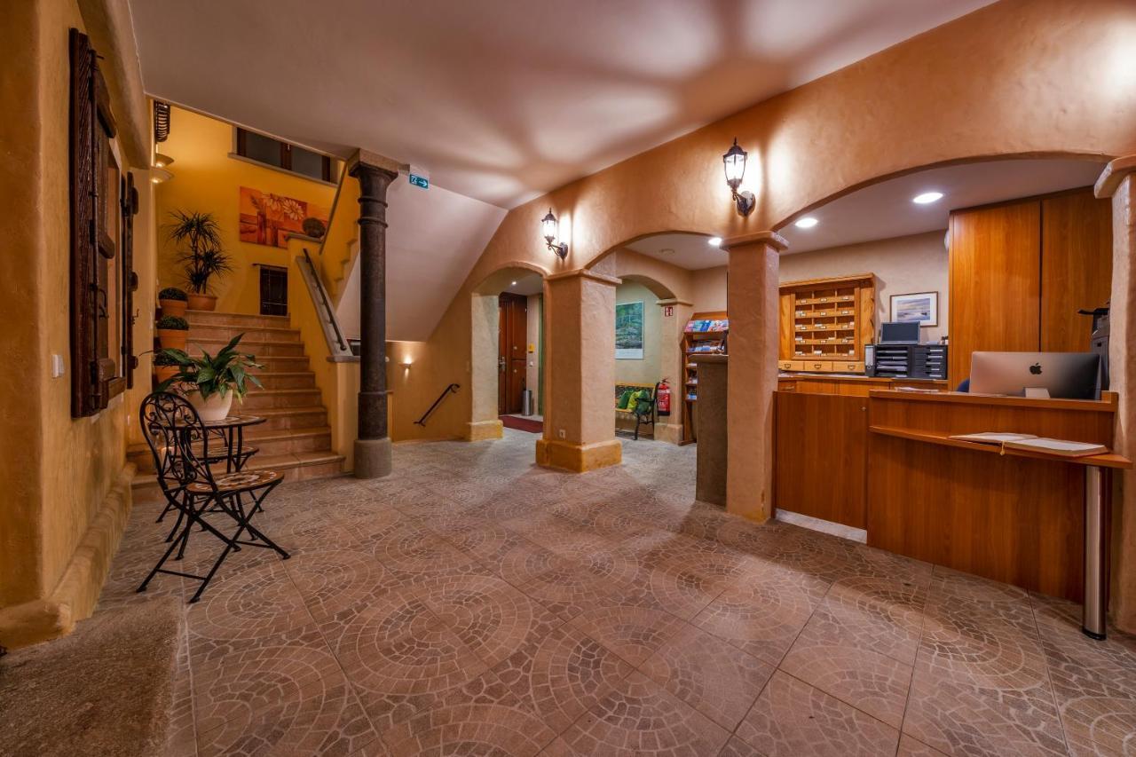 Hotel Hagnauer Hof ภายนอก รูปภาพ