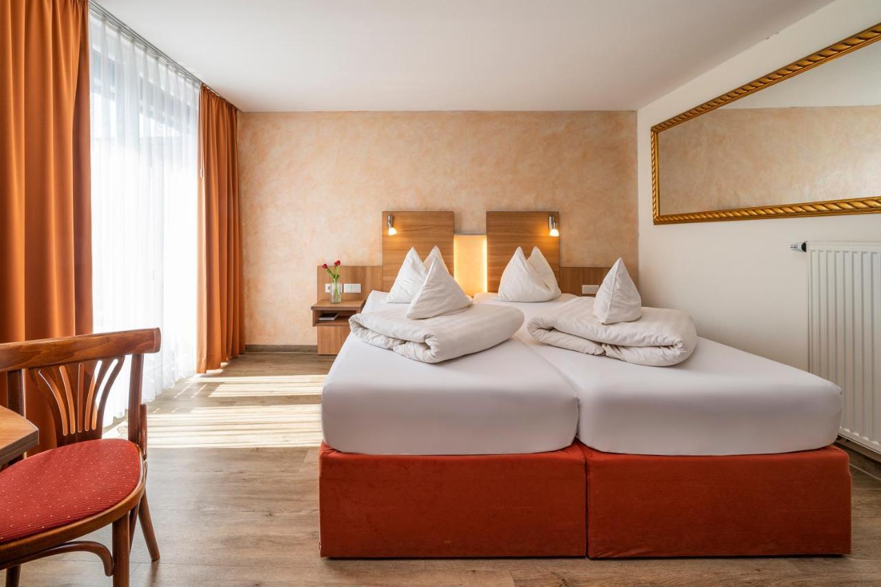 Hotel Hagnauer Hof ภายนอก รูปภาพ